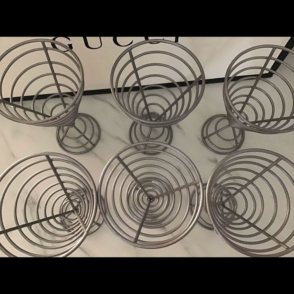 6 Crate & Barrel French fry holders metal - Picture 3 of 7